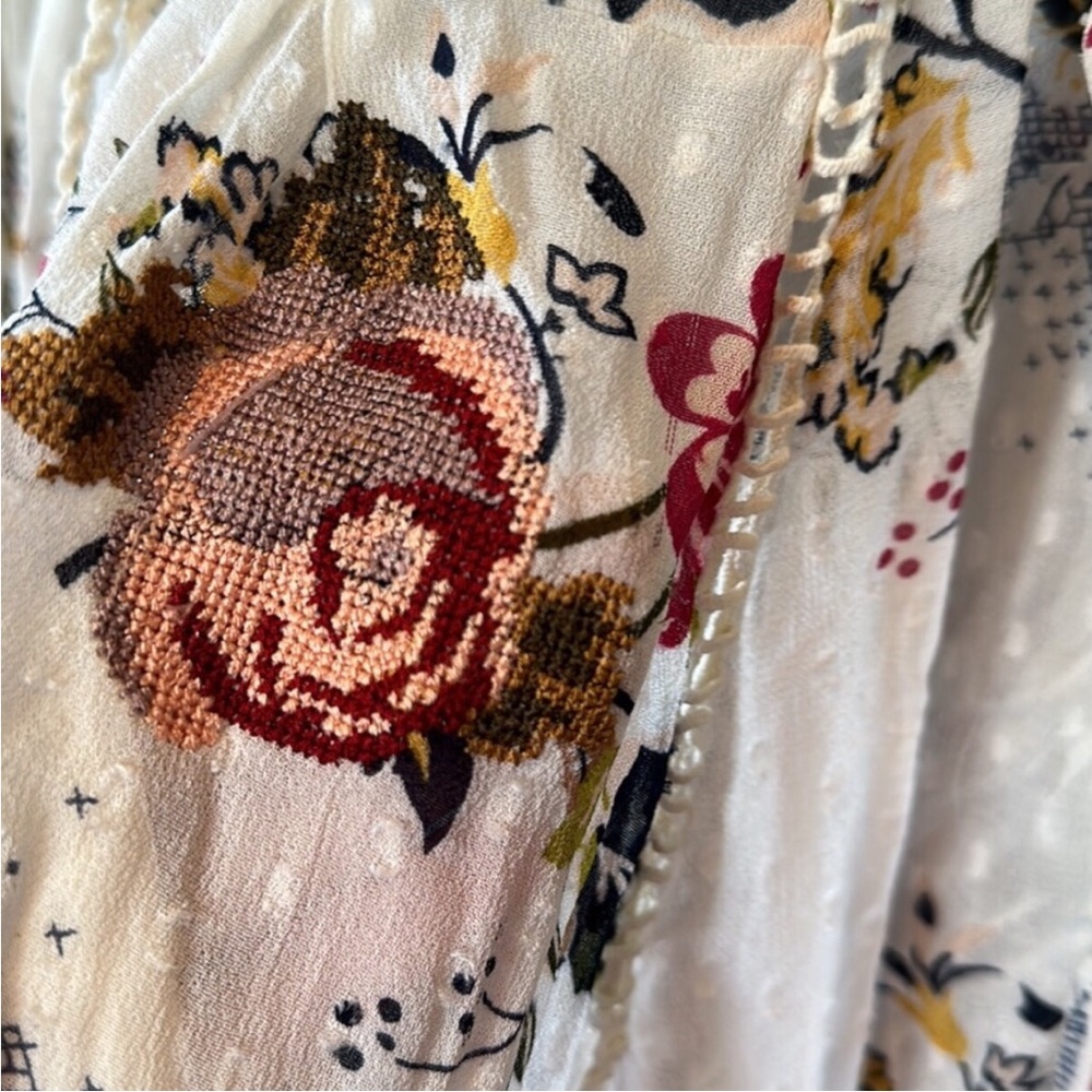 Zara Shrug Open Front Floral Boho Top With Tassels White Neutral Colors Coverup - Picture 4 of 12